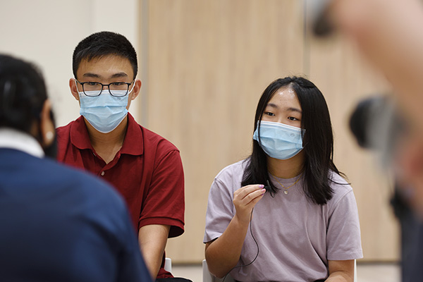 Disaster Awakened Teenagers to Learn from Mother Nature